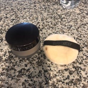 Laura Mercier Translucent Powder